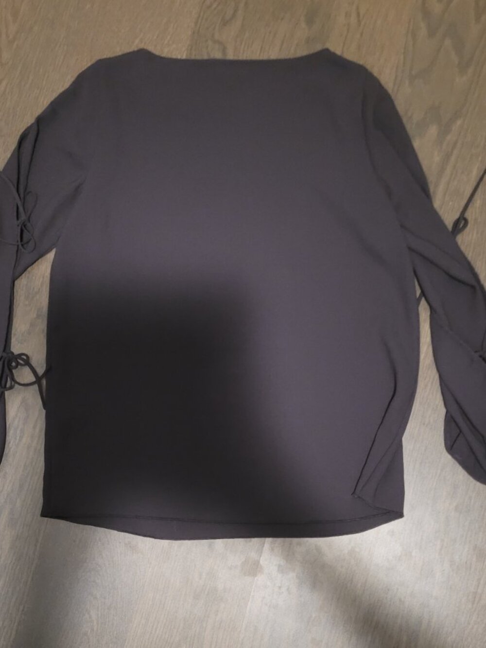 Aritzia Wilfred Pozzi Tie Sleeve Blouse - Picture 3 of 4